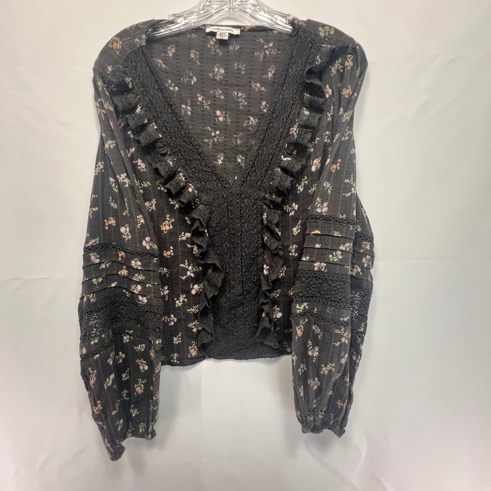 American Eagle Floral Lace Ruffle V-Neck Blouse Black Large Boho Long Sleeve